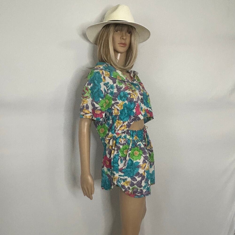 Vintage 90s Karol Floral Linen Two Piece Set Crop Top Shorts Co Ord Resort S